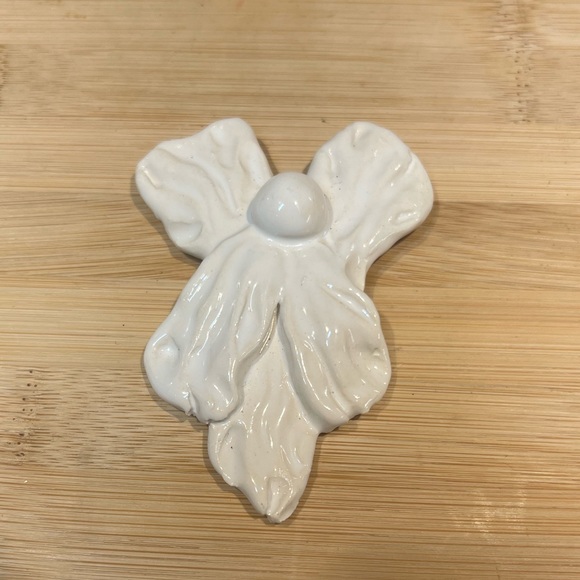 Set of Three Glazed Clay Angel Ornaments Signed by Artist White Hand-made - Picture 2 of 11